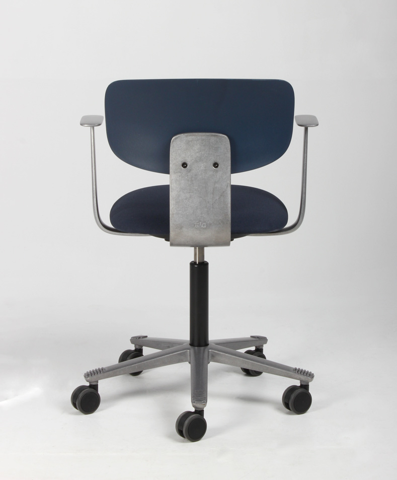 niece underviser Blå HÅG Tion 2140 kontorstol med armlæn | Køb den i blå - billigt!