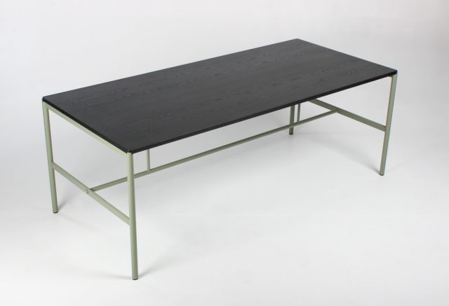 minimalistisk spisebord
